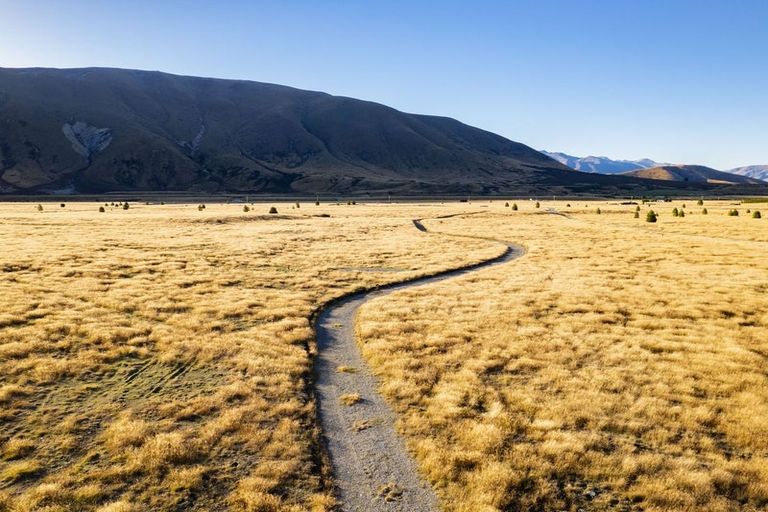 Photo of property in 415 Manuka Terrace, Ben Ohau, Twizel, 7999