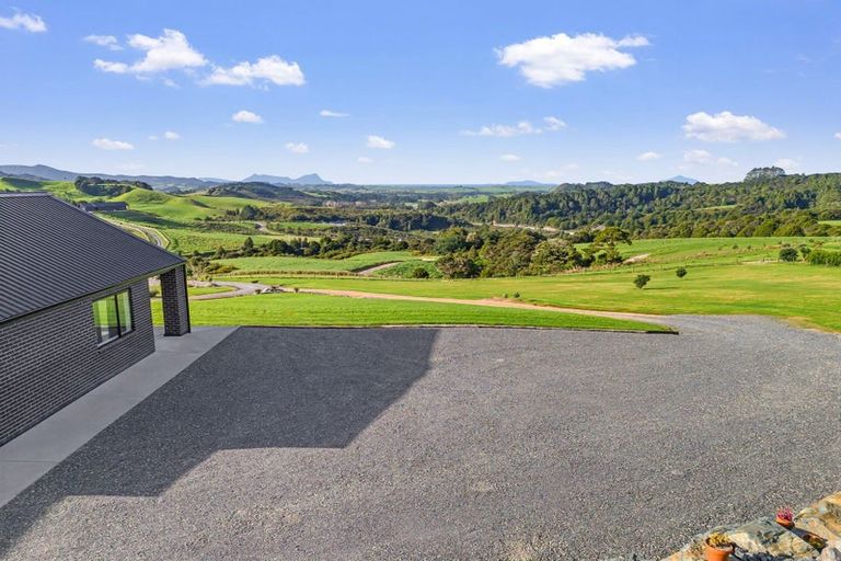 Photo of property in 717 Millbrook Road, Waipu, 0582