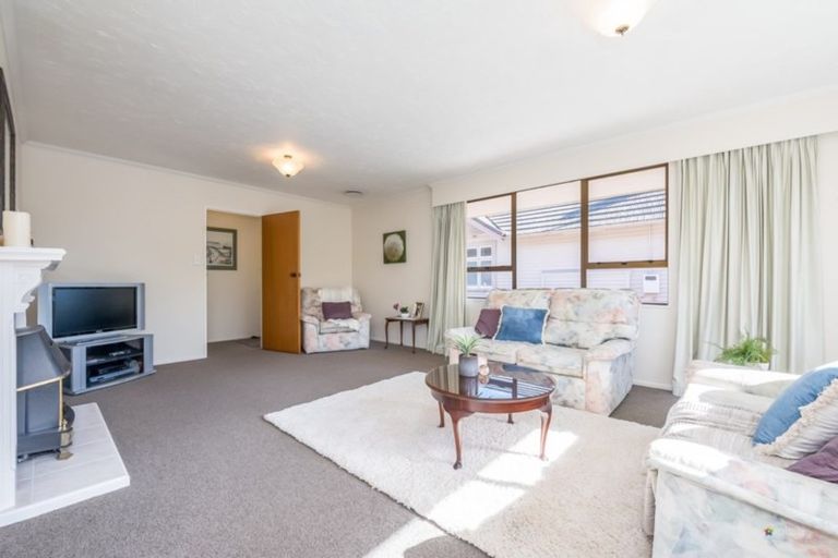 Photo of property in 18 Norton Park Avenue, Fairfield, Lower Hutt, 5011