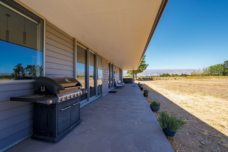 Photo of property in 390a Letts Gully Road, Letts Gully, Alexandra, 9393