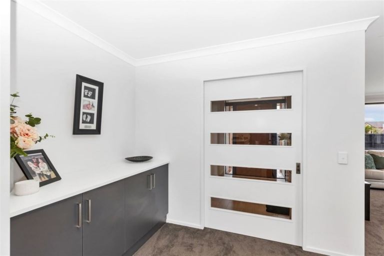 Photo of property in 22 Pegasus Main Street, Pegasus, 7612