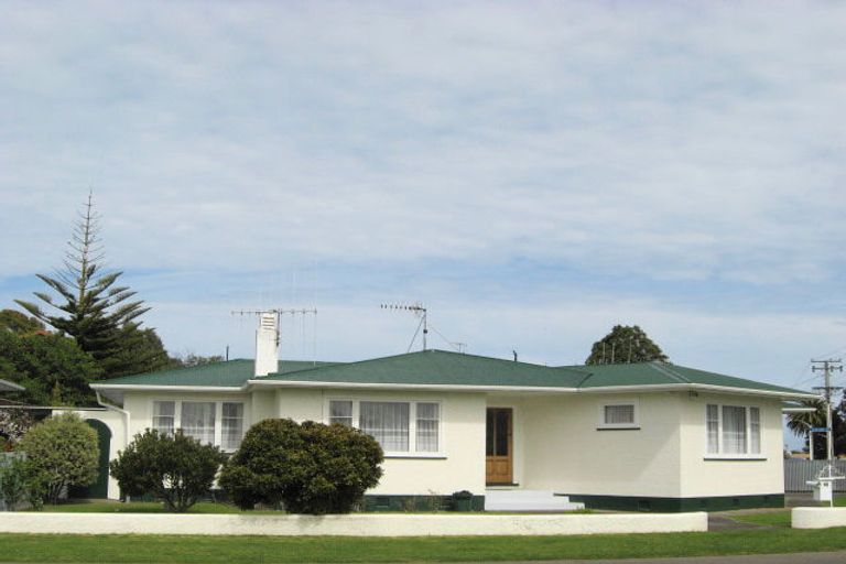 Photo of property in 43 Toi Street, Tawhero, Whanganui, 4501