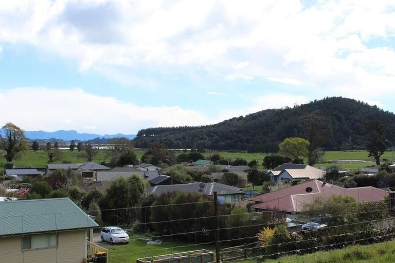 Photo of property in 28 Arapeta Place, Takaka, 7110