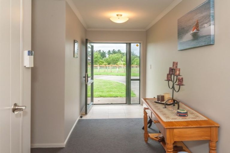 Photo of property in 23 Western Rise, Ohau, Levin, 5570