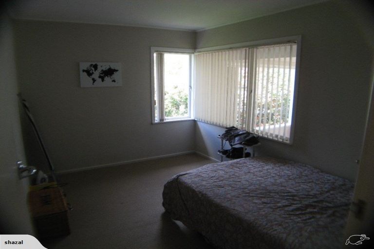 Photo of property in 19 Woodstock Road, Forrest Hill, Auckland, 0620