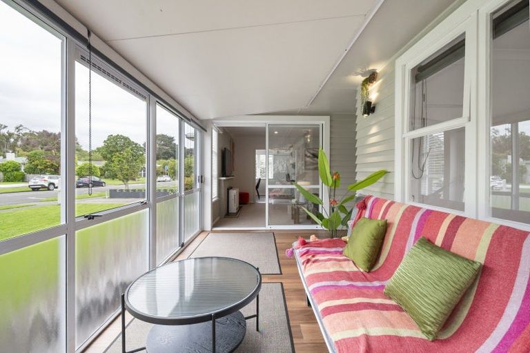 Photo of property in 6 Ruha Street, West End, Palmerston North, 4412