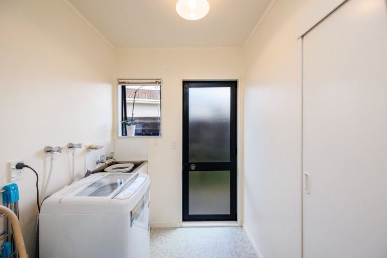 Photo of property in 16 Delta Place, Milson, Palmerston North, 4414