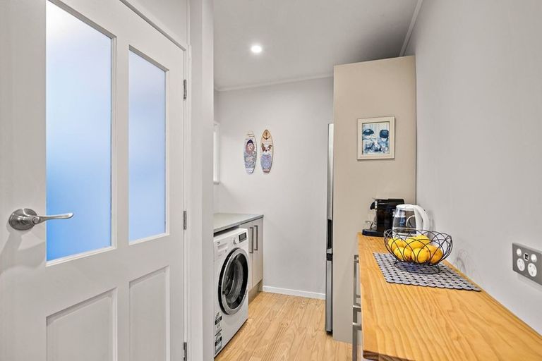 Photo of property in 36 Universal Drive, Henderson, Auckland, 0610