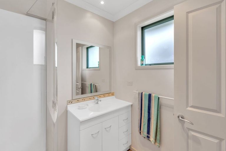 Photo of property in 16 Maria Street, Lumsden, 9730