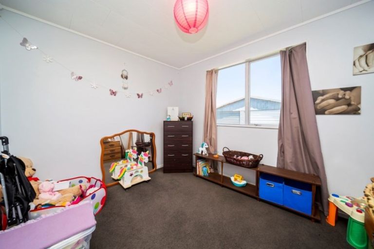 Photo of property in 91 Ranfurly Street, Waitara, 4320