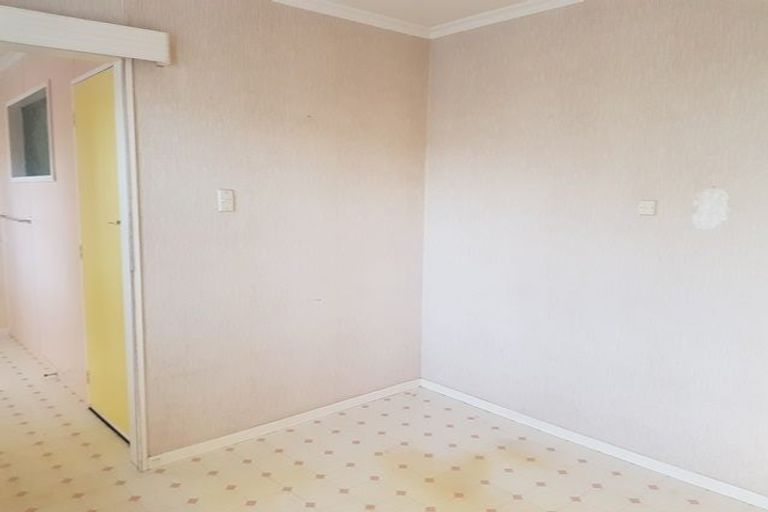 Photo of property in 67 Pitama Road, Awapuni, Palmerston North, 4412