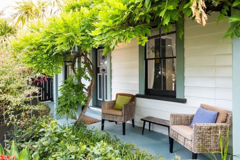 Photo of property in 2 Paradise Road, Napier South, Napier, 4110