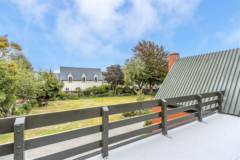 Photo of property in 14a Jamell Place, Avonhead, Christchurch, 8042