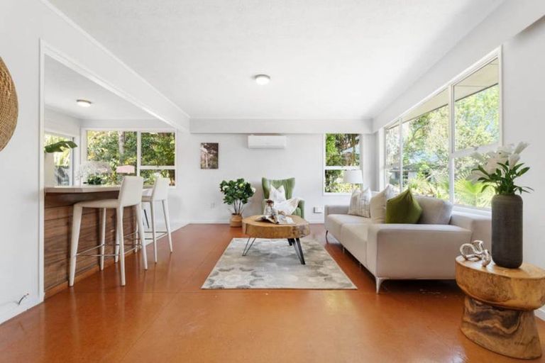 Photo of property in 67 Riverpark Crescent, Henderson, Auckland, 0610