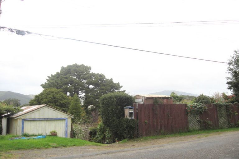 Photo of property in 25 Forest Road, Raumati South, Paraparaumu, 5032