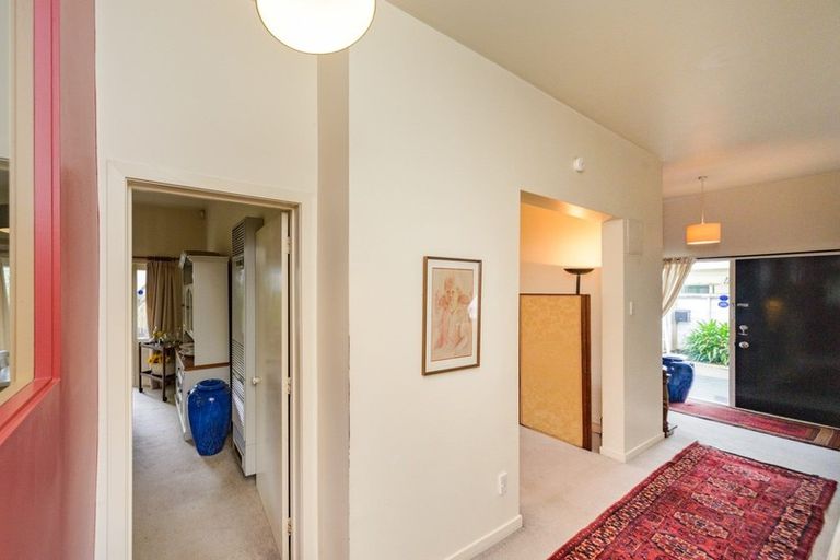 Photo of property in 24 Ranfurly Street, Hokowhitu, Palmerston North, 4410