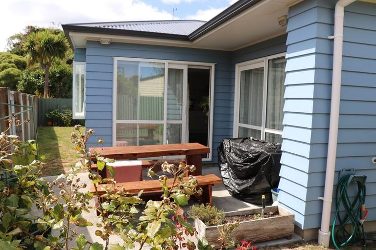 Photo of property in 101a Randwick Crescent, Moera, Lower Hutt, 5010