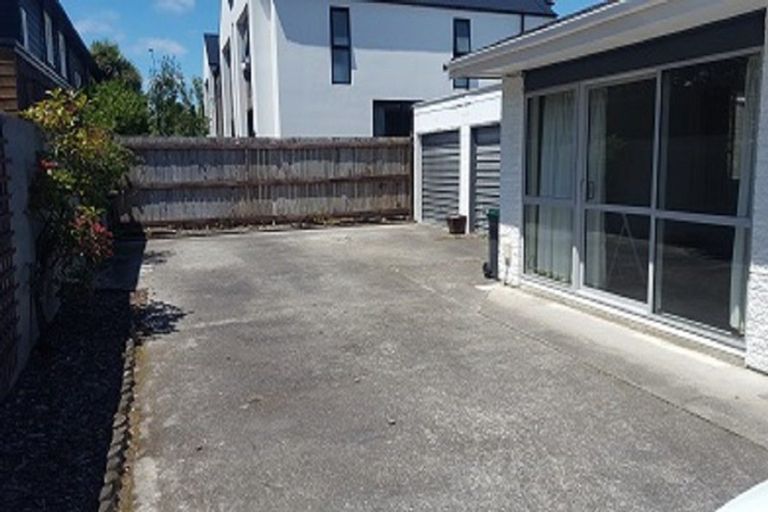 Photo of property in 2/110 Caledonian Road, St Albans, Christchurch, 8014