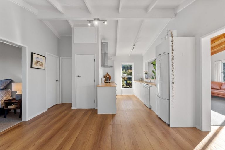 Photo of property in 6 Seatoun Avenue, Leigh, Warkworth, 0985