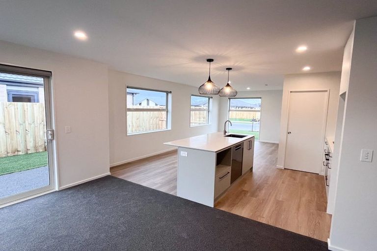 Photo of property in 6 Accadia Drive, Rolleston, 7614