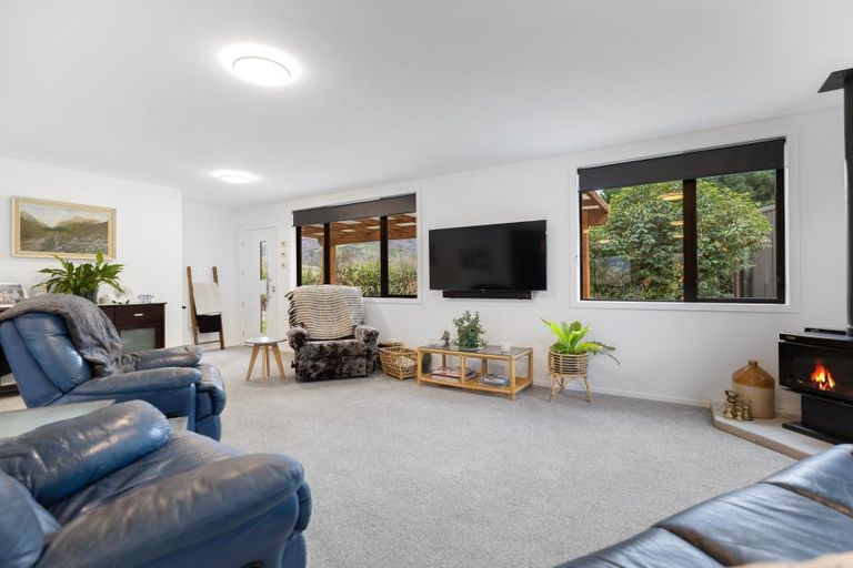 Photo of property in 54 Swann Road, Cromwell, 9384