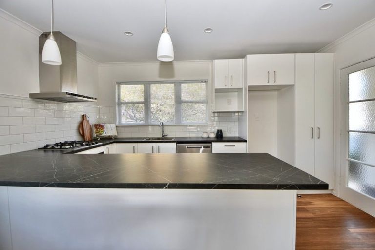 Photo of property in 21 Taverner Street, Carterton, 5713