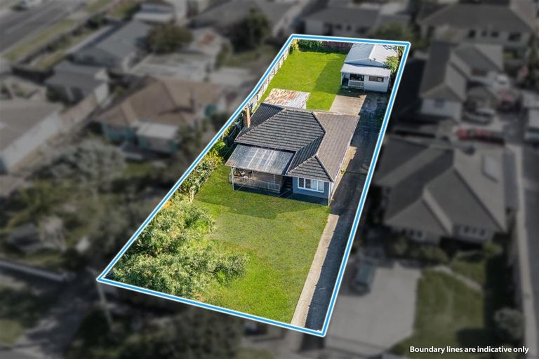 Photo of property in 6 Ballance Avenue, Papatoetoe, Auckland, 2104