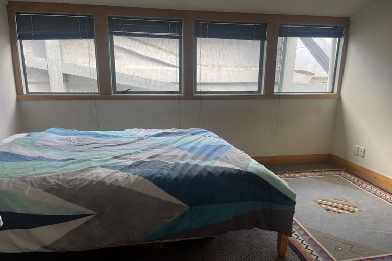 Photo of property in Sta Travel Flats, 3/130 Cuba Street, Te Aro, Wellington, 6011