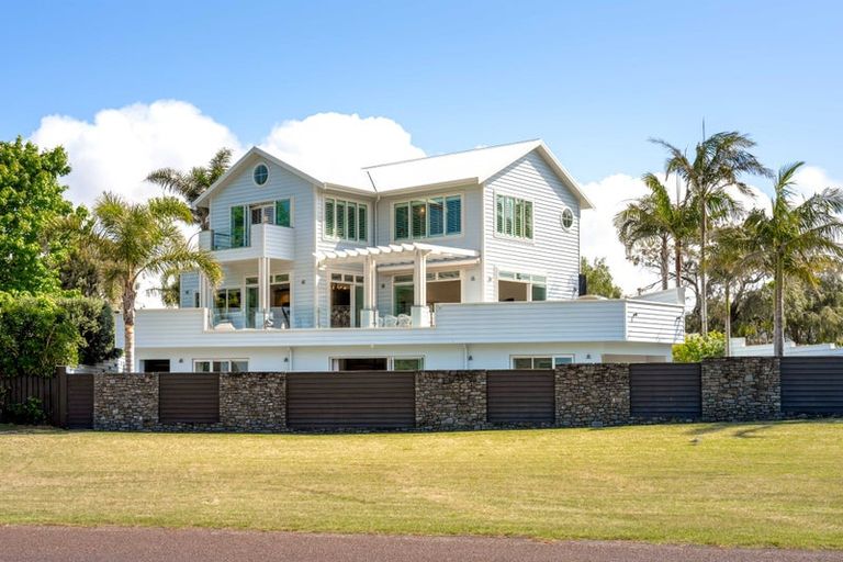 Photo of property in 4 Vista Paku, Pauanui, Hikuai, 3579