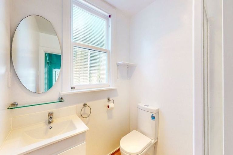 Photo of property in 23 Emerson Street, Berhampore, Wellington, 6023