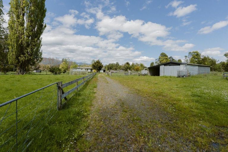 Photo of property in 18 Kuku Road, Pohangina, Ashhurst, 4884