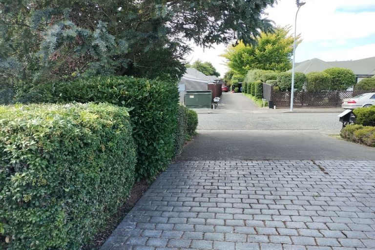 Photo of property in 50 Regency Crescent, Redwood, Christchurch, 8051