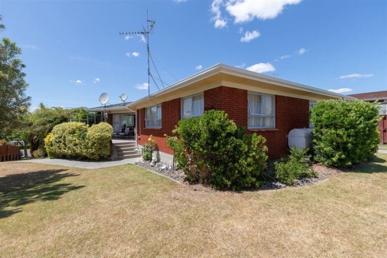 Photo of property in 27 Acacia Crescent, Glenview, Hamilton, 3206