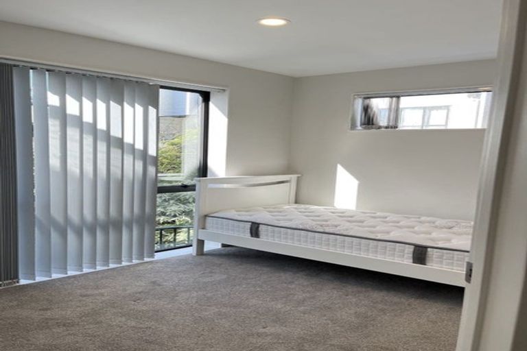 Photo of property in 20 Waka Street, Albany Heights, Auckland, 0632