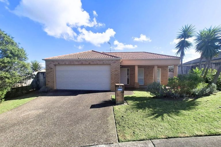 Photo of property in 21 Meridian Court, Oteha, Auckland, 0632