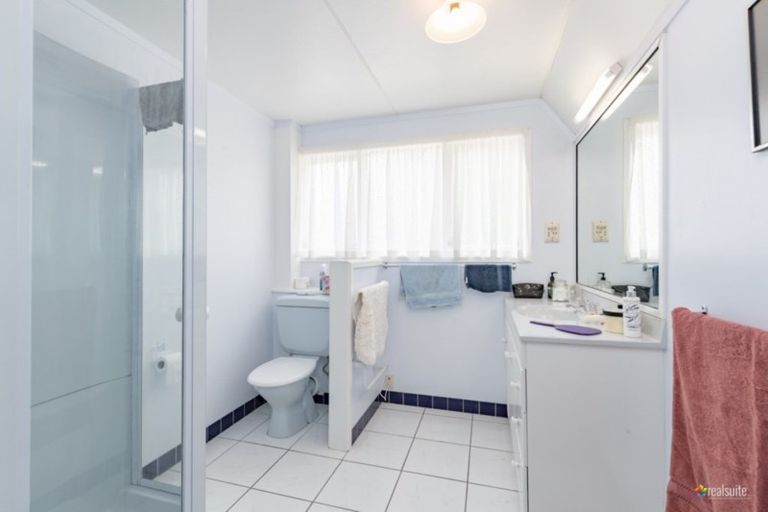 Photo of property in 1 Fendalton Crescent, Pinehaven, Upper Hutt, 5019