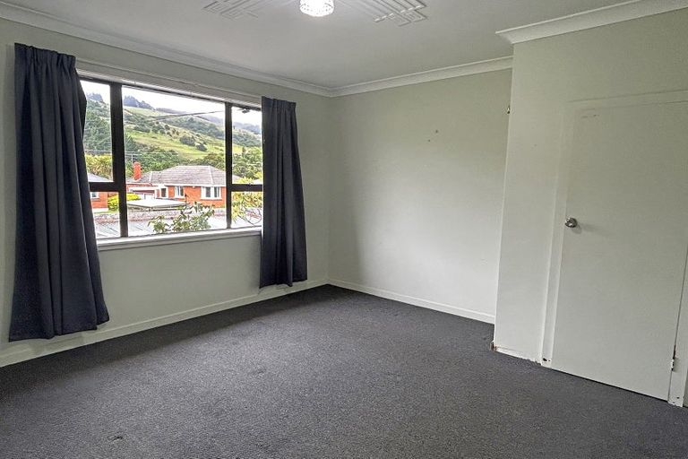 Photo of property in 124 Centennial Avenue, Helensburgh, Dunedin, 9010