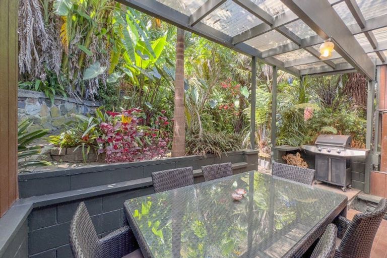 Photo of property in 304 Thames Coast Sh25 Road, Thornton Bay, Thames, 3575