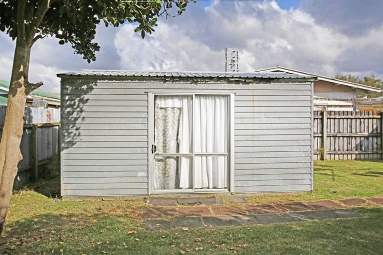Photo of property in 33 Tairere Crescent, Rosehill, Papakura, 2113