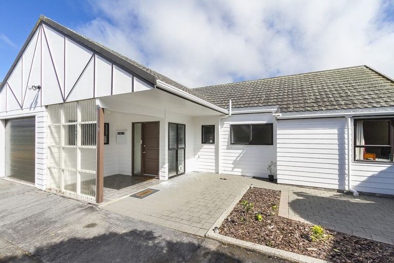 Photo of property in 5/53 Dominion Park Street, Johnsonville, Wellington, 6037