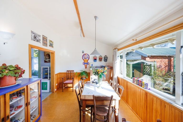 Photo of property in 357 Featherston Street, Palmerston North, 4414