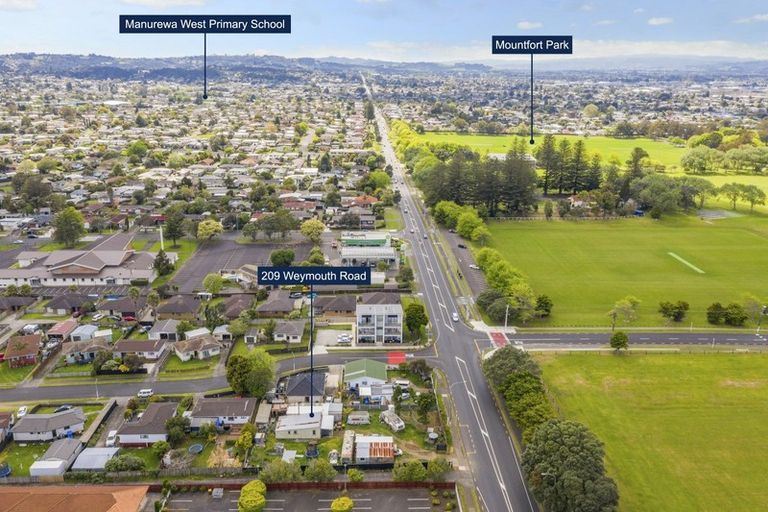 Photo of property in 209 Weymouth Road, Manurewa, Auckland, 2102