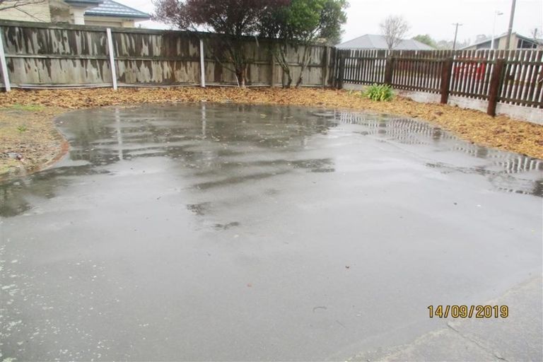 Photo of property in 268 Burwood Road, Burwood, Christchurch, 8083