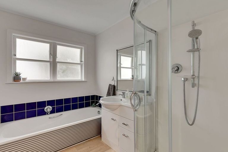 Photo of property in 48 Ernest Street, Ranui, Porirua, 5024