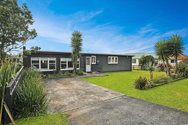 Photo of property in 9 Uenuku Avenue, Raglan, 3225