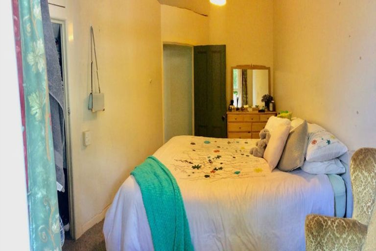 Photo of property in 47 Aurora Terrace, Kelburn, Wellington, 6012