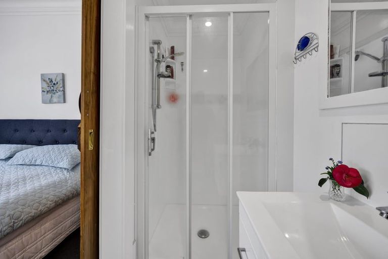 Photo of property in 18 Albion Street, Hawera, 4610