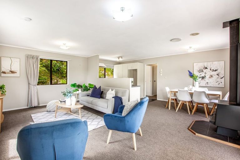 Photo of property in 25 Postgate Drive, Whitby, Porirua, 5024