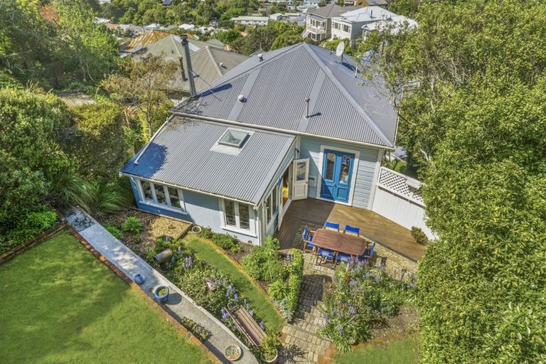 Photo of property in 52 Reuben Avenue, Brooklyn, Wellington, 6021