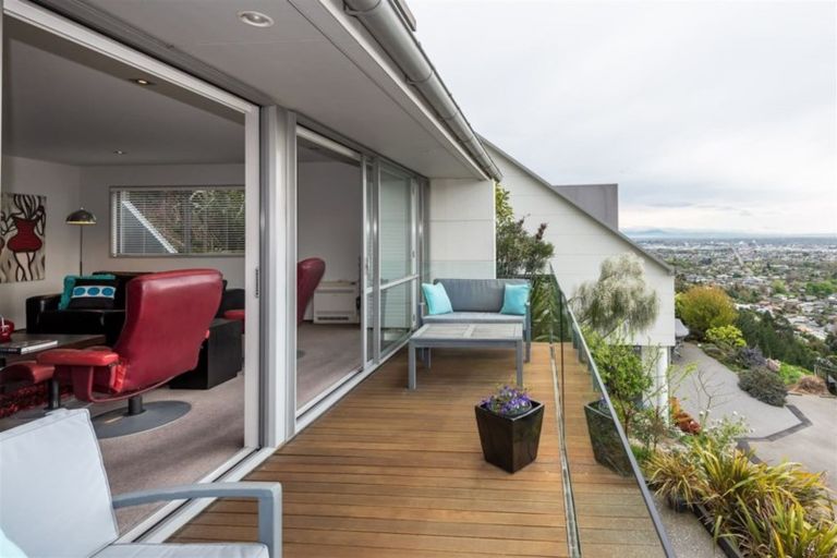 Photo of property in 26 Iles Lane, Cashmere, Christchurch, 8022